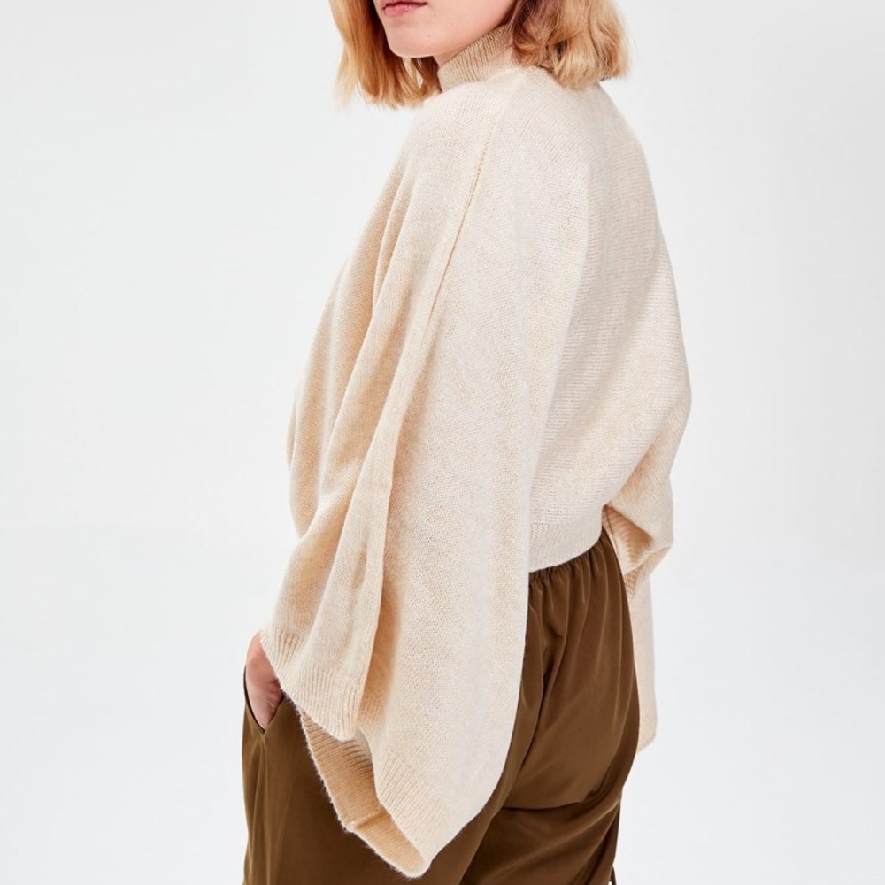 Sweater - Picture 3 of 6